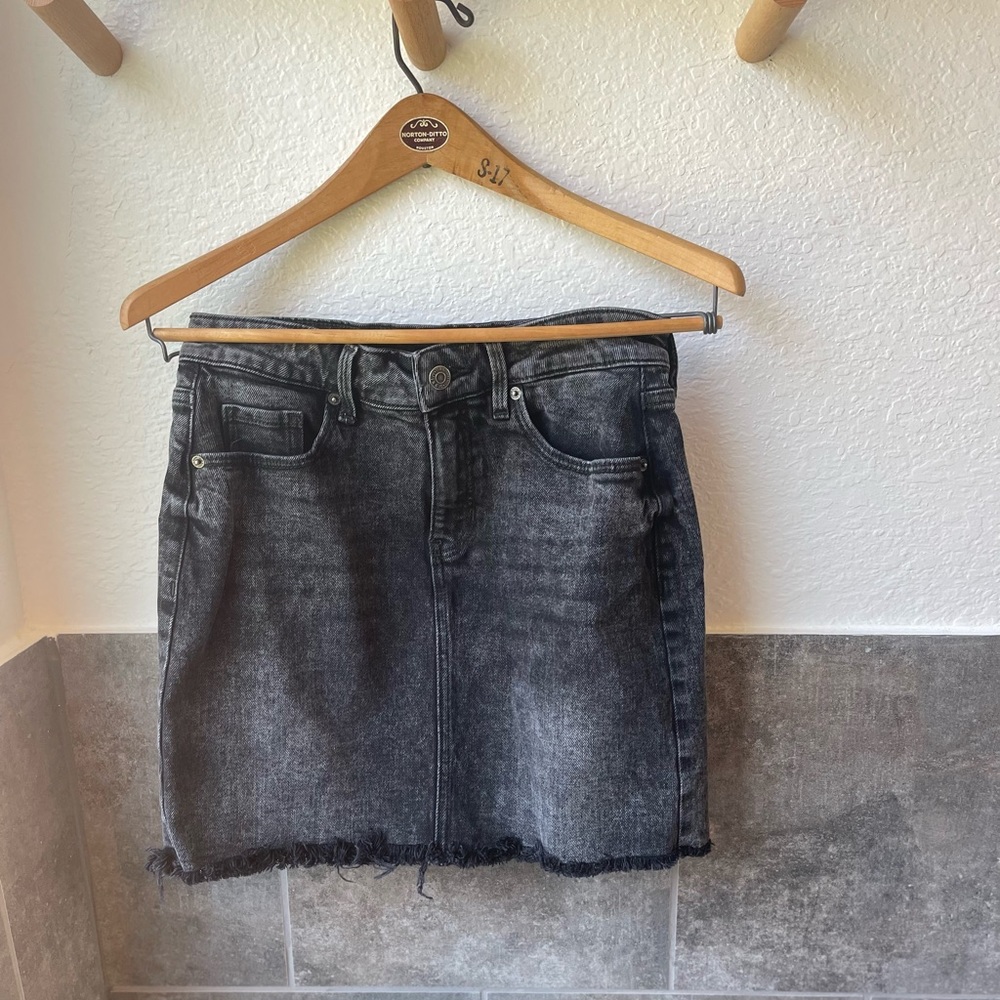 Old Navy Black Jean Skirt
